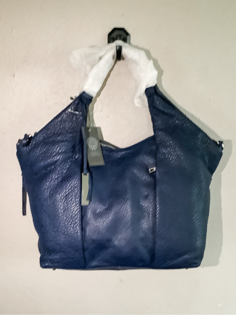 NWT Vince Camuto Steph Convertible Tote with Lamb skin Leather